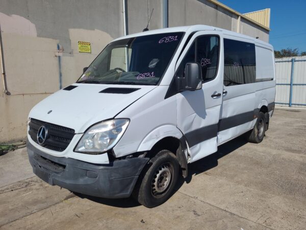 MERCEDES BENZ SPRINTER NCV3 10/2006-04/2018 WIPER MOTOR FRONT - Image 5