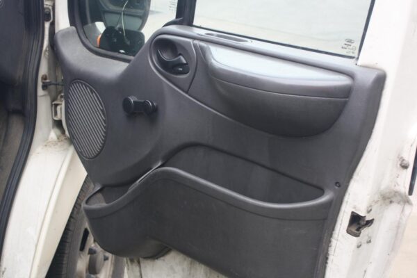 FORD TRANSIT VH-VJ 10/2000-08/2006 RIGHT FRONT DOOR WINDOW - Image 11