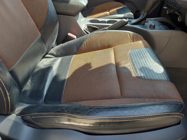 FORD RANGER PX SERIES 2 06/2015-06/2018 CONSOLE AUTOMATIC T/M W/ 4WD SWITCH - Image 9