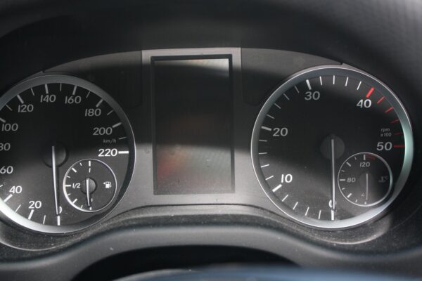 MERCEDES BENZ VITO 447 03/2015-2024 TRIM PANEL OUTER DASH VENTS CIRCULAR TYPE - Image 12