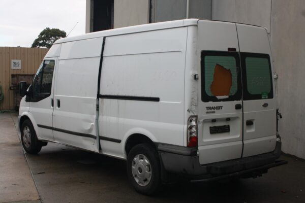 FORD TRANSIT VM 07/2006-02/2014 CARPET LEFT WHEEL ARCH SECTION - Image 3