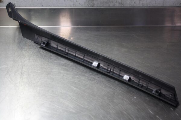 FORD TRANSIT VM 09/2006-02/2014 NEW OUTER WINDSCREEN TRIM RIGHT - Image 2