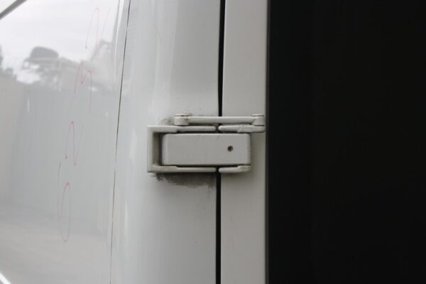 FORD TRANSIT VH-VM 01/2000-09/2014 BARN DOOR HINGE LOWER LEFT ONLY 270 HINGES - Image 8