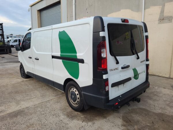 RENAULT TRAFIC X82 01/2015-12/2021 LEFT GUARD REPEATER TYPE - Image 6