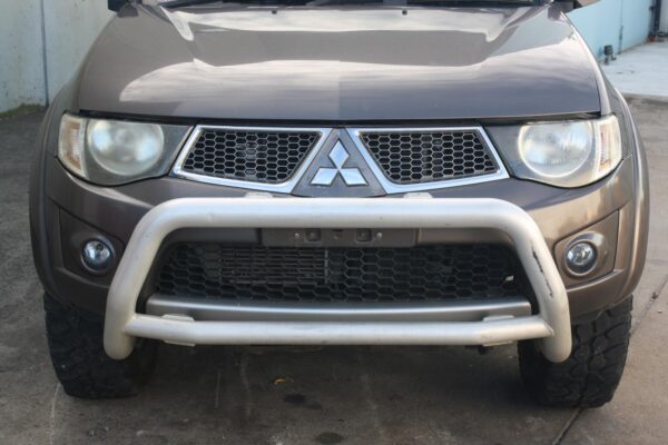 MITSUBISHI TRITON ML-MN 07/2006-04/2015 RIGHT GUARD FLARED NON SNORKEL TYPE - Image 7