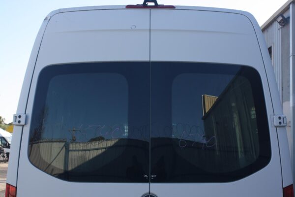 MERCEDES BENZ SPRINTER VS30 05/2018-2024 HANDLE RIGHT OUTER BARN DOOR - Image 11