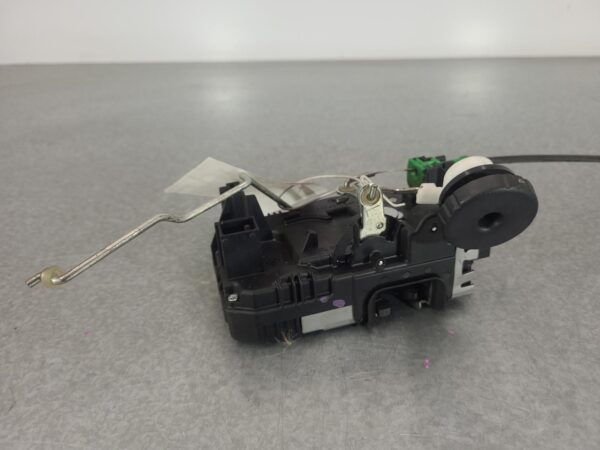 RENAULT TRAFIC X82 01/2015-ON LOCK MECHANISM LEFT BARN DOOR CENTRE - Image 3