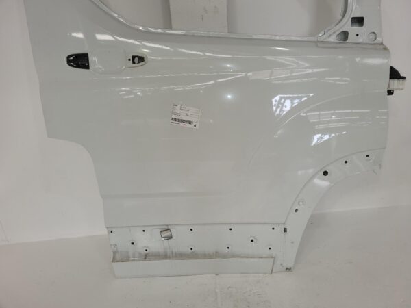LDV DELIVER 9 07/2020-2024 RIGHT FRONT DOOR SHELL ONLY - Image 14