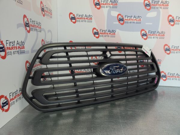 FORD TRANSIT VO 02/2014-04/2019 RADIATOR GRILLE - Image 4