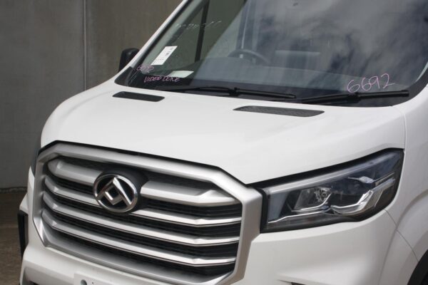 LDV DELIVER 9 07/2020-2024 UPPER LEFT SLIDING DOOR RUNNER - Image 6