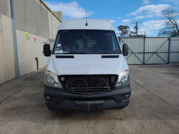 MERCEDES BENZ SPRINTER 10/2006-04/2018 UPPER RIGHT SLIDING DOOR ROLLER VAN - Image 30