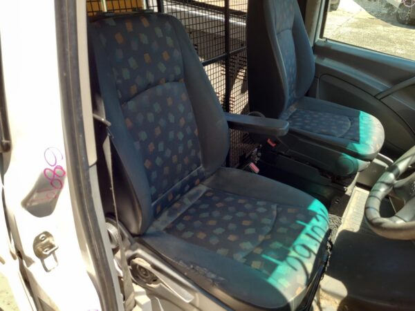 MERCEDES BENZ VITO 05/2004-02/2015 CONSOLE POCKET TYPE - Image 10