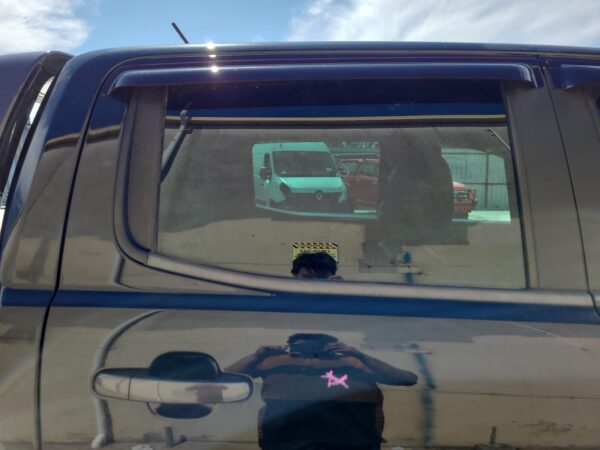FORD RANGER PX 06/2011-04/2022 RIGHT FRONT DOOR WINDOW DUAL CAB TEMPERED TYPE - Image 31