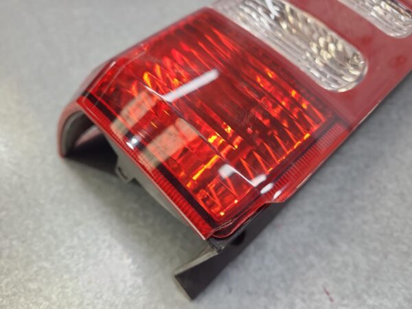 MERCEDES BENZ SPRINTER NCV3 10/2006-04/2018 LEFT TAILLIGHT VAN/BUS - Image 4
