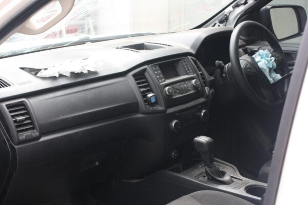 FORD RANGER 06/2011-2022 CONSOLE LID ONLY CENTRE CONSOLE MOUNTED VINYL - Image 22