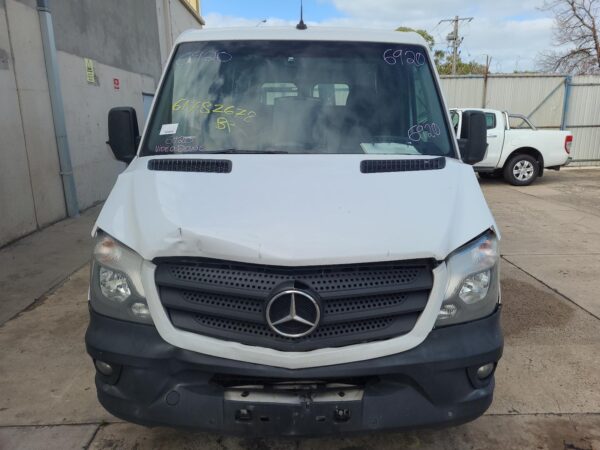 MERCEDES BENZ SPRINTER NCV3 10/2006-04/2018 RIGHT REAR DOOR SHELL ONLY LOW ROOF - Image 33