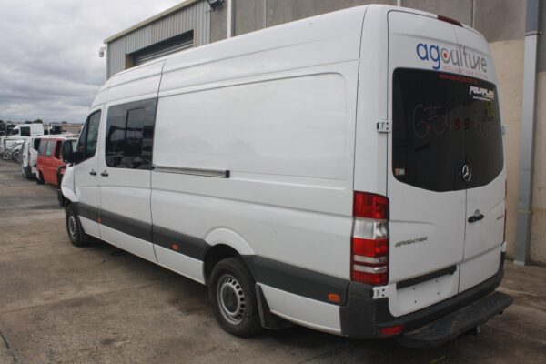 MERCEDES BENZ SPRINTER NCV3 10/2006-04/2018 LEFT TAILLIGHT VAN/BUS - Image 24