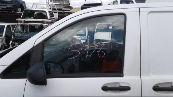 MERCEDES BENZ VITO 447 03/2015-2024 SET OF 3 FUEL INJECTORS - Image 9