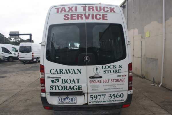 MERCEDES BENZ SPRINTER 10/2006-04/2018 RIGHT OUTER BARN DOOR HANDLE VAN - Image 25