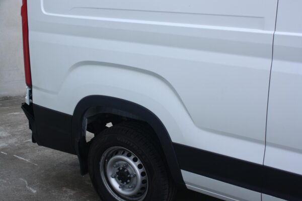 LDV DELIVER 9 07/2020-2024 RIGHT GUARD LINER FRONT - Image 19