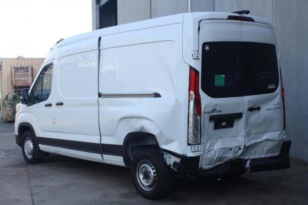 LDV DELIVER 9 07/2020-2024 RIGHT GUARD LINER FRONT - Image 8