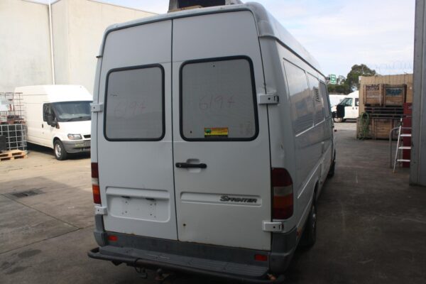 MERCEDES BENZ SPRINTER 02/1998-10/2006 INTERIOR MIRROR VAN - Image 7