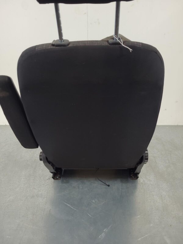 MERCEDES BENZ SPRINTER NCV3 10/2006-04/2018 FRONT SEAT RIGHT FRONT STANDARD TYPE - Image 7