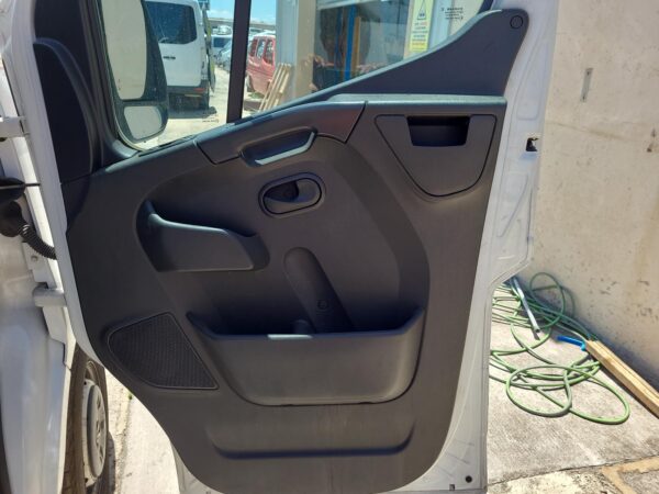 RENAULT MASTER X62 09/2011-2024 RIGHT FRONT 1/4 DOOR GLASS - Image 23