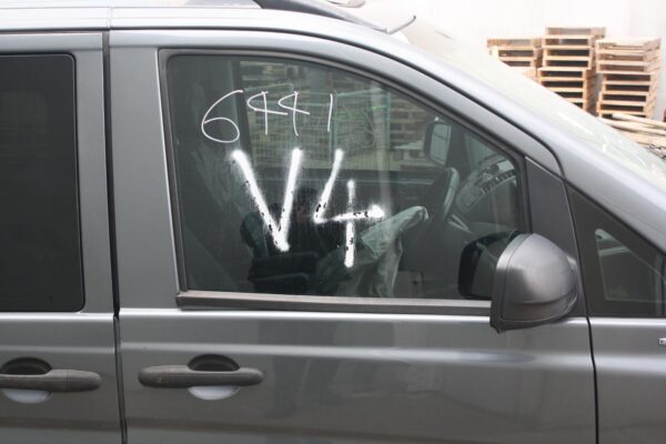 MERCEDES BENZ VIANO 639 07/2005-12/2014 HEATER FAN MOTOR REAR - Image 11