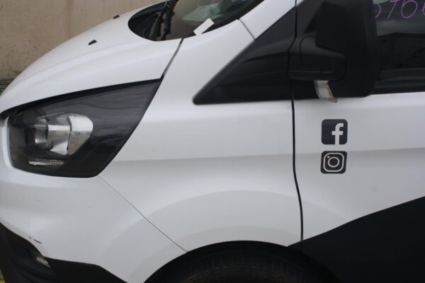 FORD TRANSIT CUSTOM VN 01/2018-2023 STEREO DISPLAY UNIT W/ SAT NAV TYPE 7IN - Image 19