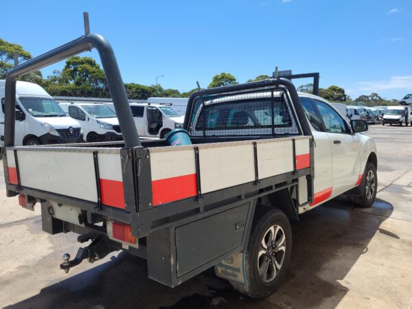 MAZDA BT50 UR 09/2015-06/2020 FAN SHROUD 3.2L DIESEL - Image 5