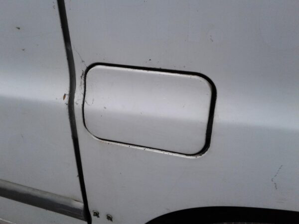 MERCEDES BENZ VITO 638 02/1998-12/2004 FUEL DOOR / FILLER VAN - Image 24