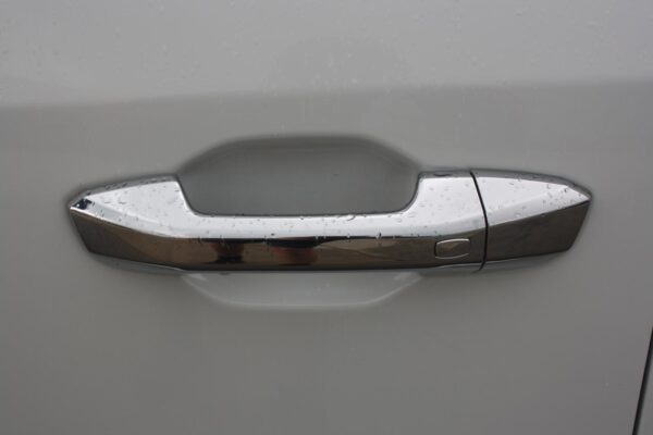 LDV T60 SK8C 07/2017-08/2021 DOOR HANDLE LEFT FRONT OUTER CHROME W/ KEYLESS TYPE - Image 12