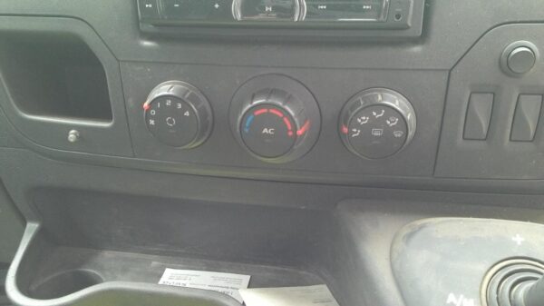 RENAULT MASTER X62 09/2011-2024 HAZARD LIGHT SWITCH - Image 7