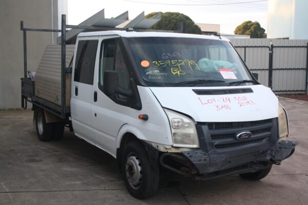 FORD TRANSIT VM 09/2006-02/2014 LEFT REAR RUBBER SEAL CAB CHASSIS - Image 3