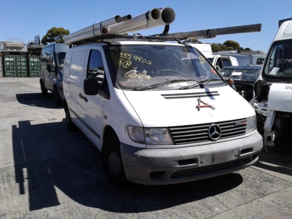 MERCEDES BENZ VITO 638 02/1998-12/2004 FUEL DOOR / FILLER VAN - Image 3