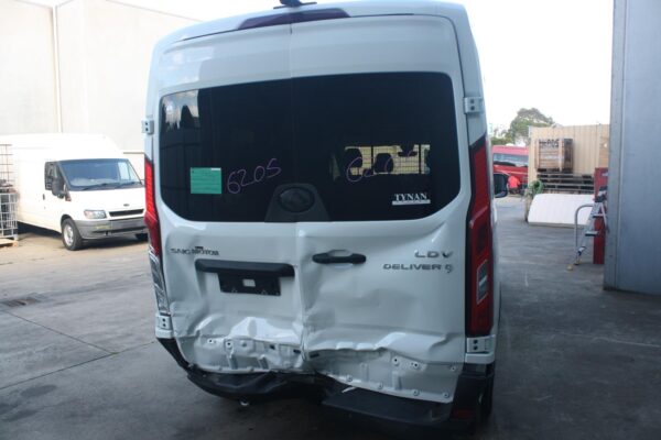 LDV DELIVER 9 07/2020-2024 RIGHT GUARD LINER FRONT - Image 9