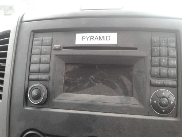 MERCEDES SPRINTER NCV3 10/2006-04/2018 DISPLAY/CONTROL & HEAD UNIT - Image 10