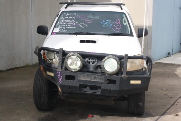 TOYOTA HILUX 02/2005-08/2015 TRIM PANEL DASH VENT RIGHT BELOW CUP HOLDER BLACK - Image 7