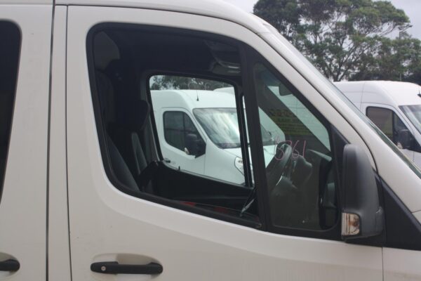 MERCEDES BENZ SPRINTER VS30 05/2018-2023 MAIN LOCK MECHANISM BARN DOOR - Image 21