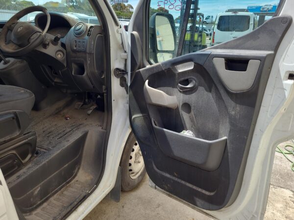 RENAULT MASTER X62 09/2011-2024 LEFT FRONT SEAT BELT ONLY - Image 20