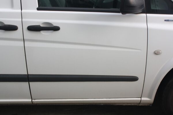 MERCEDES BENZ VITO 639 10/2013-02/2015 RIGHT SLIDING DOOR ROLLER LOWER - Image 30