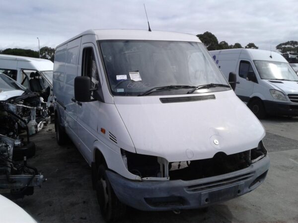 MERCEDES BENZ SPRINTER 02/1998-10/2006 WHEEL ARCH FLARE LEFT REAR MUD FLAP - Image 4