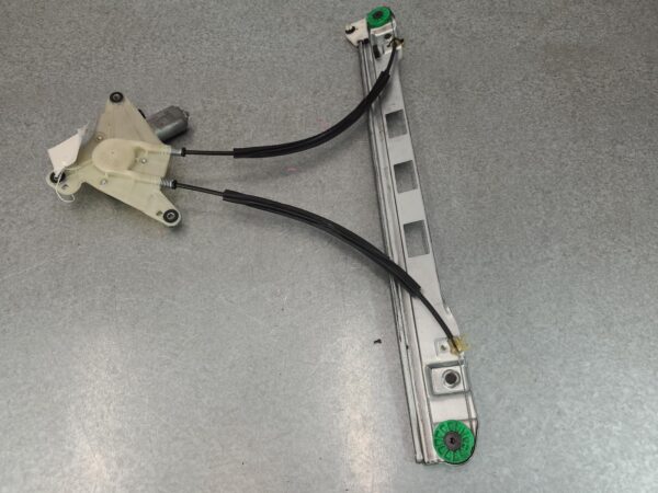 RENAULT MASTER X62 09/2011-2024 LEFT FRONT WINDOW REGULATOR/MOTOR POWER - Image 2