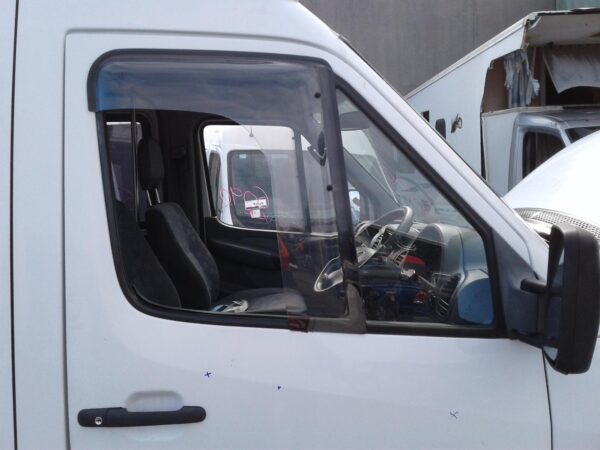 MERCEDES BENZ SPRINTER 02/1998-10/2006 HEATER FAN RESISTOR - Image 9