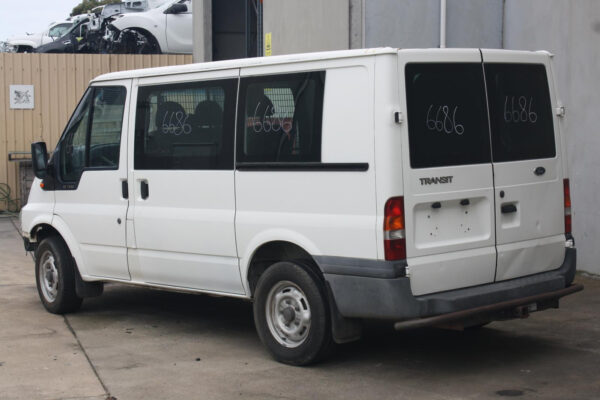 FORD TRANSIT VH-VJ 10/2000-08/2006 TAILGATE OPENING RIGHT DOOR HANDLE - Image 16