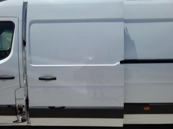 RENAULT MASTER X62 09/2011-2024 MUD FLAPS LEFT FRONT - Image 8
