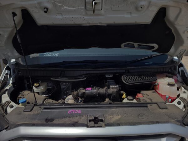 LDV DELIVER 9 2020-2024 BODY/DOOR MOULD LEFT FRONT DOOR MOULD REAR - Image 12