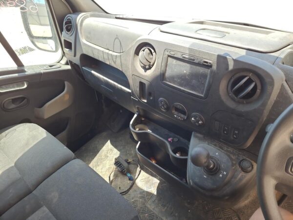 RENAULT MASTER 2011-2024 BODY/DOOR MOULD RH FRONT (NEXT TO FRONT DOOR), X62, 09/ - Image 11