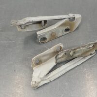 MERCEDES SPRINTER 2006-2018 BONNET HINGE/STRUT HINGES (PAIR), VAN, 10/06-